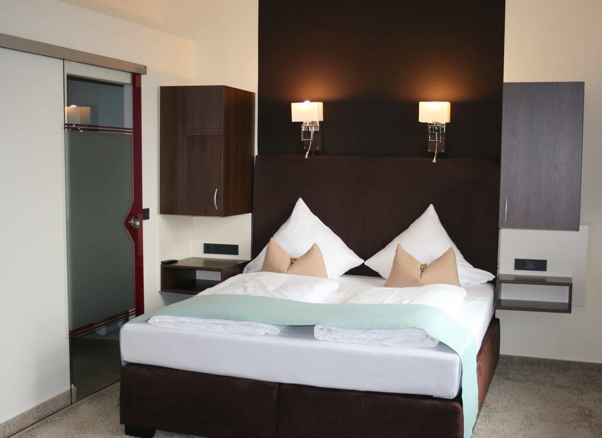 Parkhotel Bad Rehburg Esterno foto